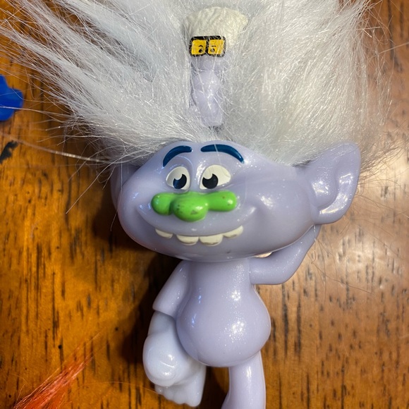 Dreamworks McDonald’s Trolls world tour happy meal toys. 2020 - Picture 5 of 10